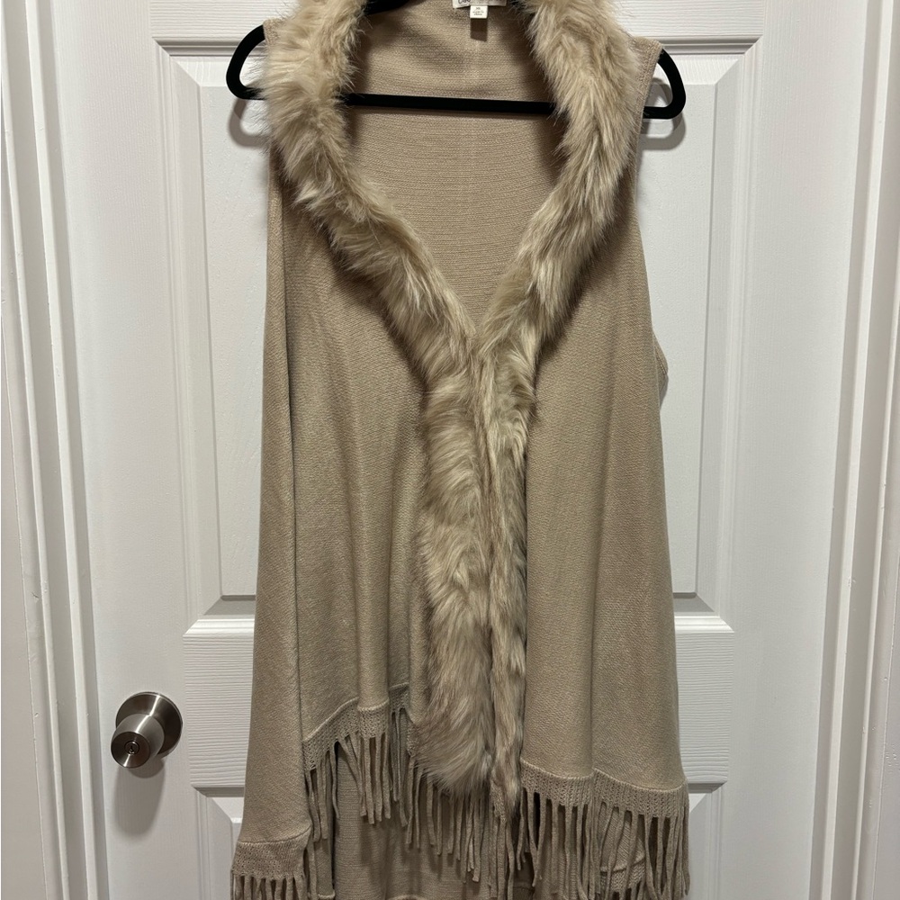 Cato Cream Faux Fur Vest